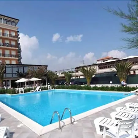 Готель Roma Сенігаллія